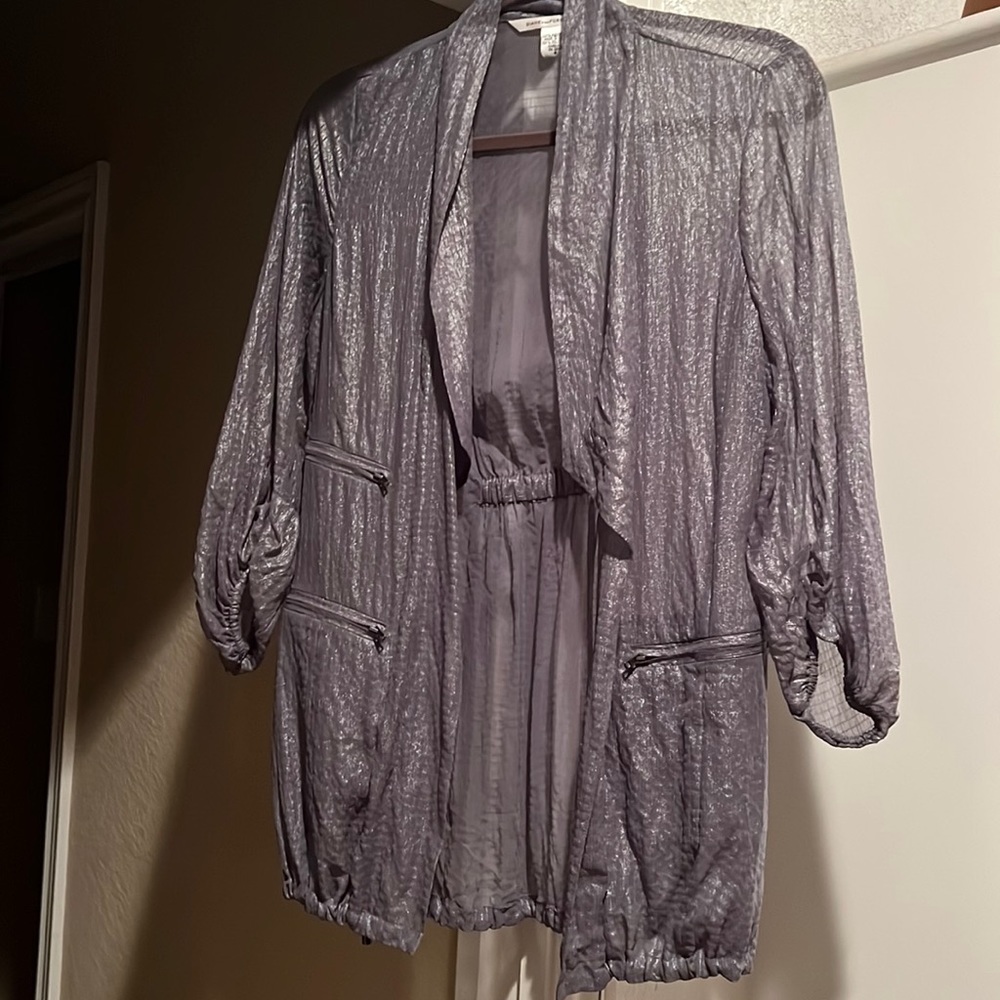 Stylish Diane Von Furstenberg light kimono